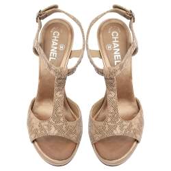 مملوكة مسبقًا Chanel Beige Laser Cut Floral Leather CC T-Strap Slingback Sandals Size 39.5