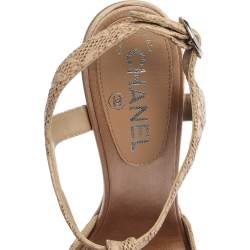 مملوكة مسبقًا Chanel Beige Laser Cut Floral Leather CC T-Strap Slingback Sandals Size 39.5