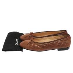 Pre Owned Chanel Brown Quilted Leather CC Bow Cap Toe Ballet Flats Size 39