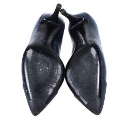 Pre Owned Chanel Blue Leather CC Cap Toe Pumps Size 39