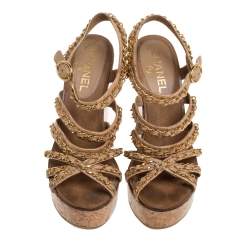 مملوكة مسبقًا Chanel Beige Leather Chain Link CC Wedge Ankle Strap Sandals Size 38