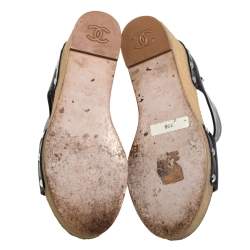 Pre Owned صندل شانيل كعب روكي نعل سميك مرصع سوار كاحل جلد أسود مقاس 38