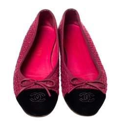 مملوكة مسبقًا حذاء فلات باليه شانيل غطاء مقدمة سى سى فيونكة قطيفة وتويد أسود / ف وشيا مقاس 38.5