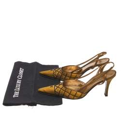 Pre Owned صندل شانيل فتحة كعب سي سي قماش أخضر زيتوني فينتدج مقاس 37