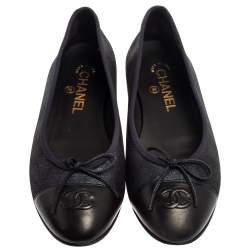 Pre Owned Chanel Black/ Metallic Blue Suede And Leather CC Cap Toe Ballet Flats Size 38.5