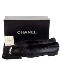 Pre Owned Chanel Black/ Metallic Blue Suede And Leather CC Cap Toe Ballet Flats Size 38.5