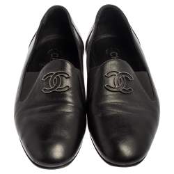 Pre Owned Chanel Black Leather CC Slip On Loafers Size 35.5