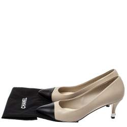 Pre Owned حذاء كعب عالى شانيل غطاء مقدمة جلد أسود / أبيض كريمى مقاس 38