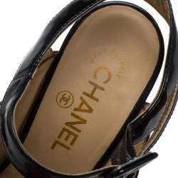 مملوكة مسبقًا Chanel Black Leather Strappy Ankle Strap Wedge Heel Slingback Sandals Size 38