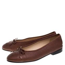 Pre Owned Chanel Brown Leather CC Bow Cap Toe Ballet Flats Size 37.5