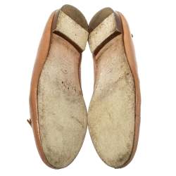 Pre Owned حذاء فلات باليه شانيل فيونكة غطاء مقدمة سى سى جلد بيج ميتالك مقاس 38