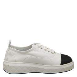 Pre Owned Chanel White/Black Leather Interlocking CC Logo Chunky Sneakers EU 37