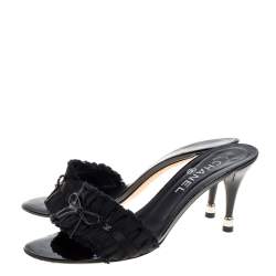Pre Owned Chanel Black Fabric Trim Bow Slide Sandals Size 39