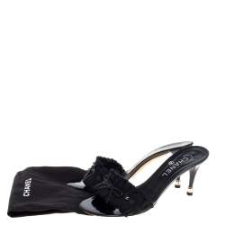 Pre Owned Chanel Black Fabric Trim Bow Slide Sandals Size 39