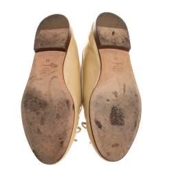مملوكة مسبقًا Chanel Beige Patent Leather CC Cap Toe Ballet Flats Size 39