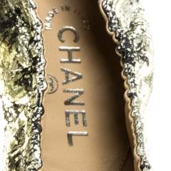 مملوكة مسبقًا حذاء فلات باليه شانيل مجعد سى سى جلد أسود / ذهبى مقاس 39