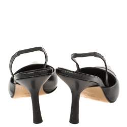 Pre Owned صندل شانيل فتحة كعب غطاء مقدمة جلد أسود مقاس 38.5