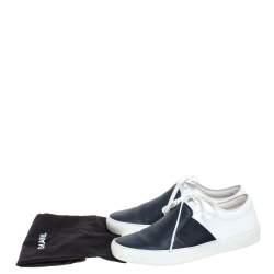 Pre Owned Chanel Blue/White Leather Lace Up Sneakers Size 39