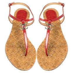 Pre Owned Chanel Red Patent Leather CC T-Strap Thong Flat Sandals Size 41