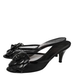Pre Owned Chanel Black Mesh and Leather Camellia Slide Sandals Size 38