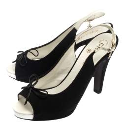 مملوكة مسبقًا Chanel Black Canvas Bow Slingback Platform Sandals Size 38.5