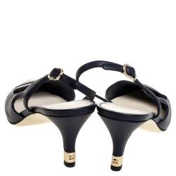 مملوكة مسبقًا Chanel Navy Blue/Black Leather Cap Toe slingback Sandals Size 38