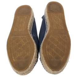 Pre Owned حذاء إسبادريلز شانيل شعار سى سى جلد أزرق مقاس 40