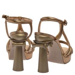 Pre Owned صندل شانيل نعل سميك بارثينون غارسيان كولومن جلد ذهبى ميتالك 38.5