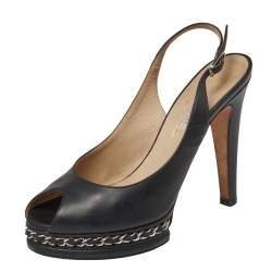 مملوكة مسبقًا صندل شانيل نعل سميك مزين سلسلة و فتحة كعب جلد أسود مقاس 38.5