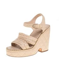 مملوكة مسبقًا صندل شانيل نعل سميك كعب روكى مستدير سلسلة سى سى جلد مبطن بيج مقاس 38