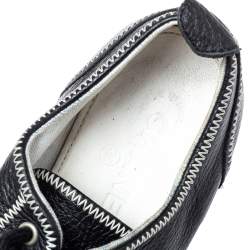 مملوكة مسبقًا Chanel Black Leather CC Low Top Sneakers Size 39.5