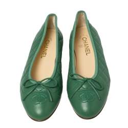 Pre Owned  Chanel Green Quilted Caviar Leather CC Bow Ballet Flats Size 37.5
