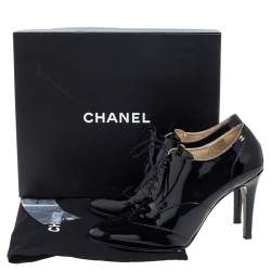 Chanel Black Patent Leather CC Lace Up Derby Ankle Booties Size 40