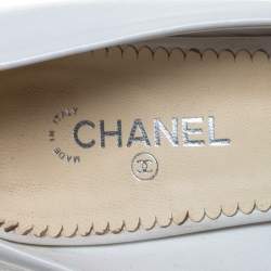 Chanel Beige/White Leather Cap Toe CC Heel Pumps Size 38