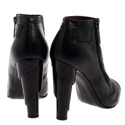 Chanel Black Quilted Leather Ankle Booties Size 39.5