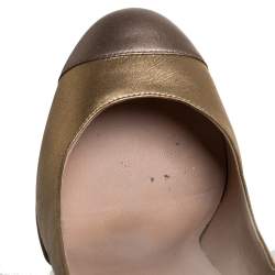 Chanel Metallic Gold/Bronze Quilted Leather CC Platform  Pumps Size 39