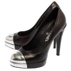 Pre Owned Chanel Black/Silver Leather CC Cap Toe Platform Pumps Size 38.5