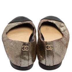 مملوكة مسبقًا Chanel Black/Metallic Gold Glitter Suede CC Cap Toe Ballet Flats Size 37