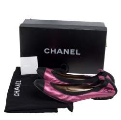 Pre Owned Chanel Pink/Black Leather CC Scrunch Ballet Flats Size 38.5