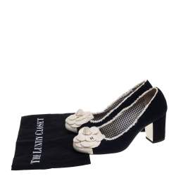 Pre Owned حذاء كعب عالي شانيل تويد أسكاربينز كاميليا سي سي أبيض /أسود مقاس 37