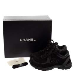 مملوكة مسبقًا Chanel Black Suede And Mesh CC Sneakers Size 37