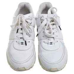 مملوكة مسبقًا Chanel White/Black Leather And Fabric CC Low Top Sneakers Size 40