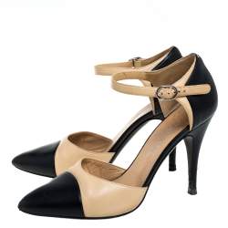 مملوكة مسبقًا Chanel 2 Tone Leather Pointed Toe Ankle Strap Sandals Size 37