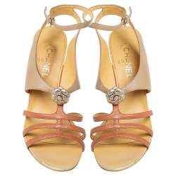 Pre Owned Chanel Two Tone Camellia Leather T-Strap Sandals Size 42