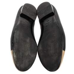 Pre Owned حذاء شانيل فلات غطاء مقدمة سى سى فيونكة جلد ذهبى / أسود مقاس 40.5 