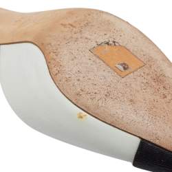 مملوكة مسبقًا Chanel White/Black Leather and Canvas CC Pearl Embellished Heel Mules Size 36