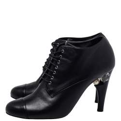  Chanel Black Leather Lucite Pearl Heel Lace Up Ankle Boots Size 42