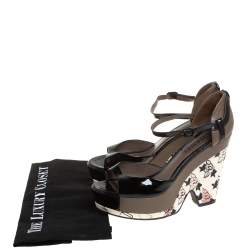 Chanel Black/Grey Patent And Leather Wedge Sandals Side 39.5