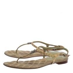 مملوكة مسبقًا Chanel Yellow Leather Gold CC T Strap Thong Flats Size 37