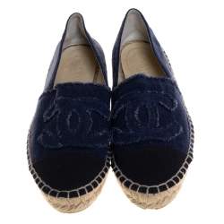 Pre Owned حذاء فلات شانيل إسبادريل CC دنيم أزرق مقاس 37